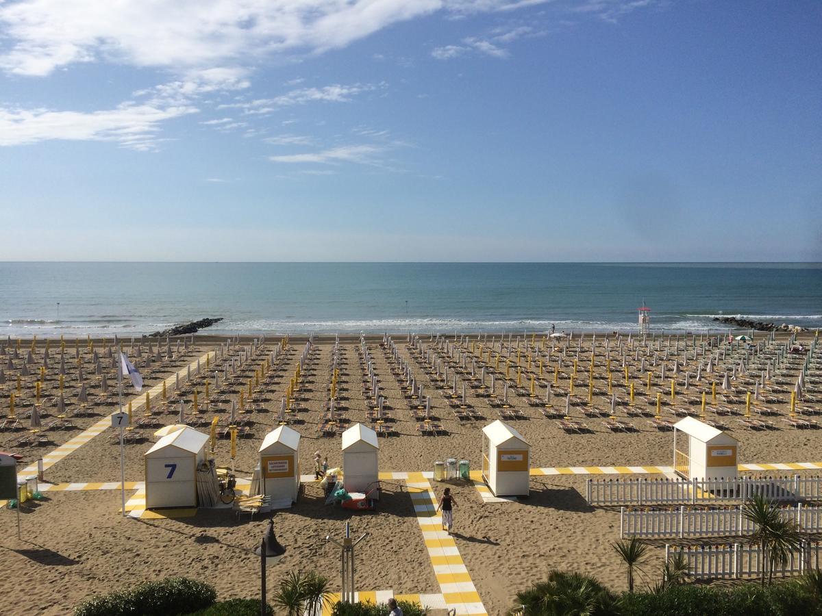 קאורלה Hotel Tritone מראה חיצוני תמונה