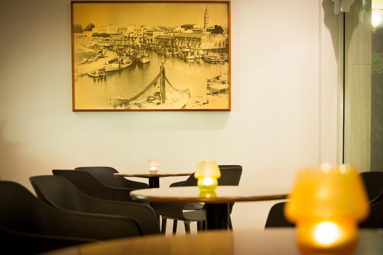קאורלה Hotel Tritone מראה חיצוני תמונה