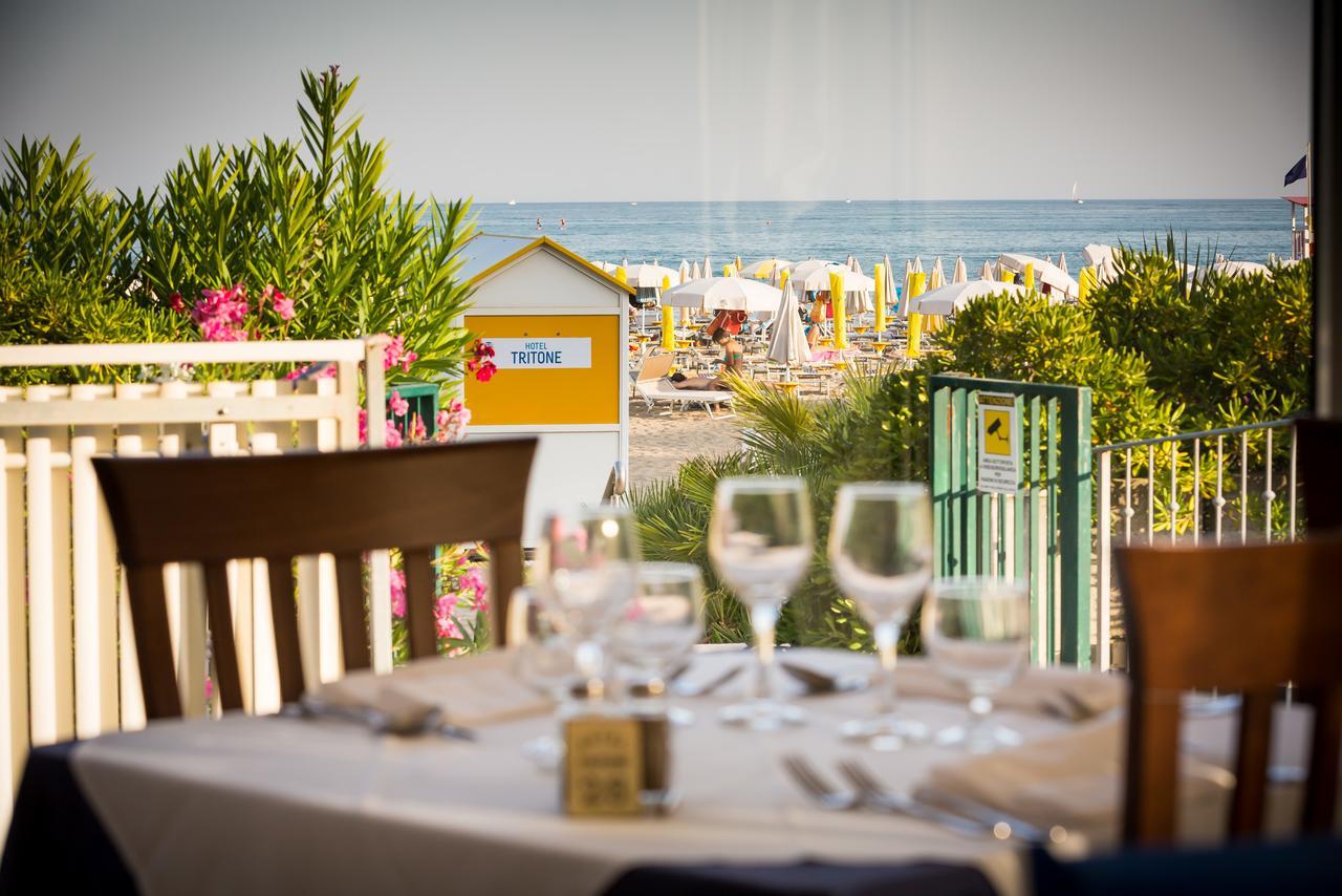 קאורלה Hotel Tritone מראה חיצוני תמונה